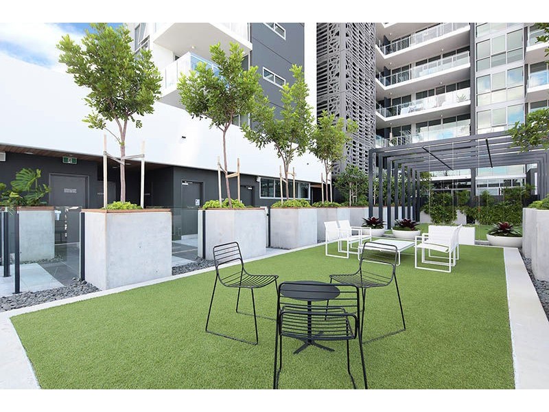 1706 /855 Stanley street, Woolloongabba QLD 4102