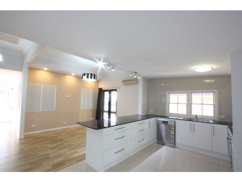 44 Wynne St, Sunnybank Hills QLD 4109