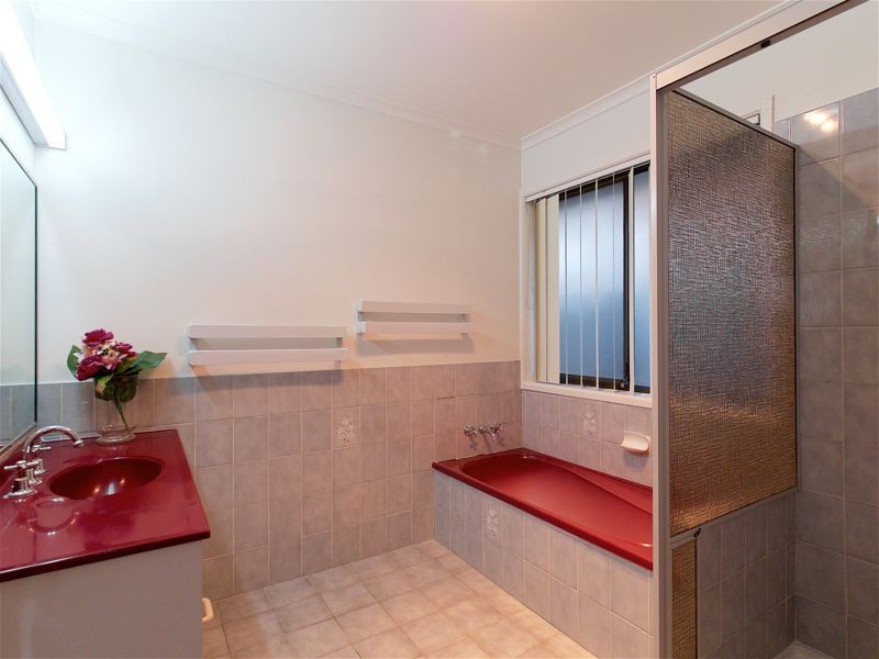 19 Williams Way, Calamvale QLD 4116