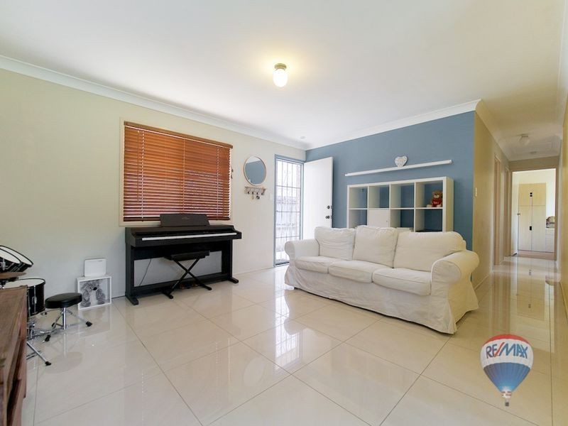 92 London St, Eight Mile Plains QLD 4113