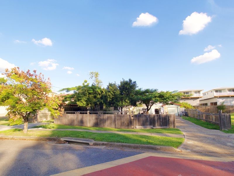 19 Brooke St, Rocklea QLD 4106