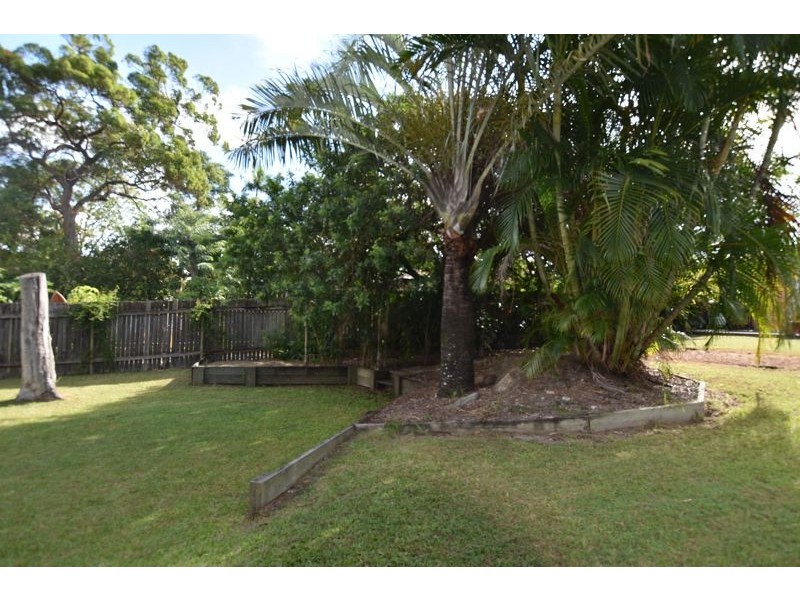 7-9 Thornhill Street, Springwood QLD 4127