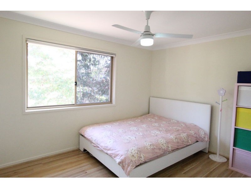 2 Mead Pl, Calamvale QLD 4116
