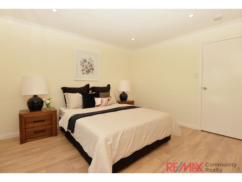 19 Orpheus St, Robertson QLD 4109