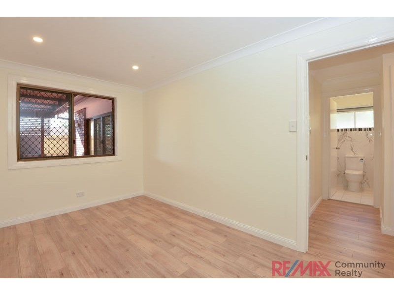 19 Orpheus St, Robertson QLD 4109