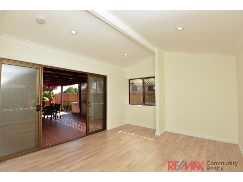 19 Orpheus St, Robertson QLD 4109