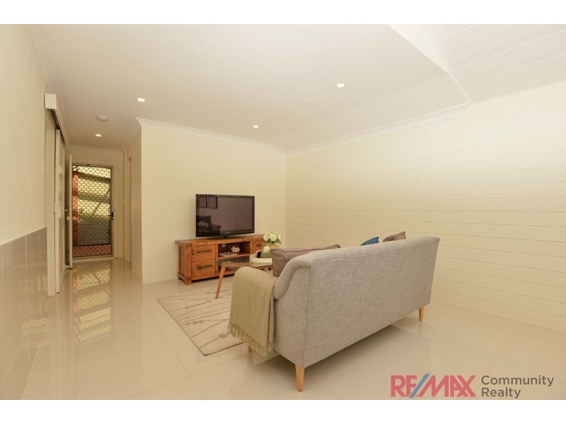 19 Orpheus St, Robertson QLD 4109