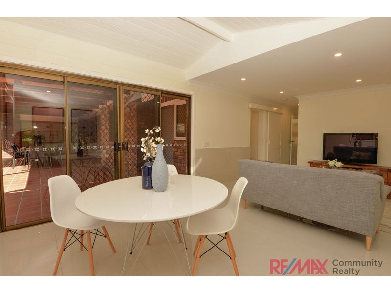 19 Orpheus St, Robertson QLD 4109