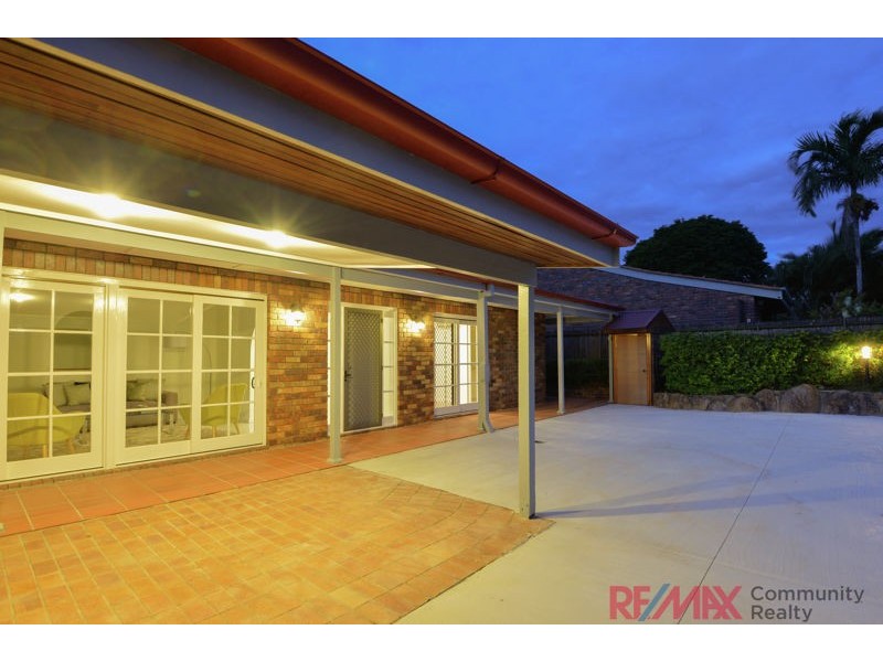 19 Orpheus St, Robertson QLD 4109