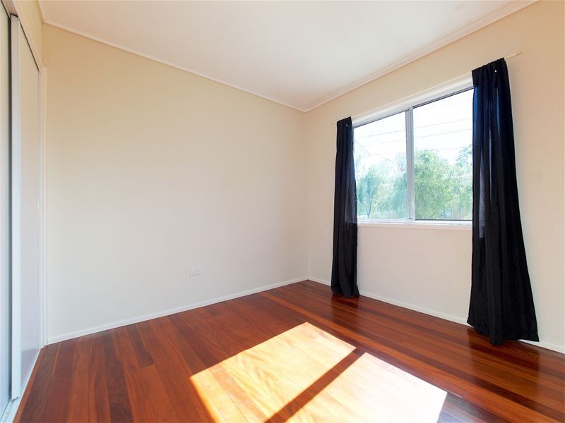 25 Finlay St, Slacks Creek QLD 4127