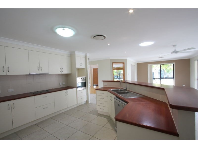 51 Caribbea Street, Eight Mile Plains QLD 4113