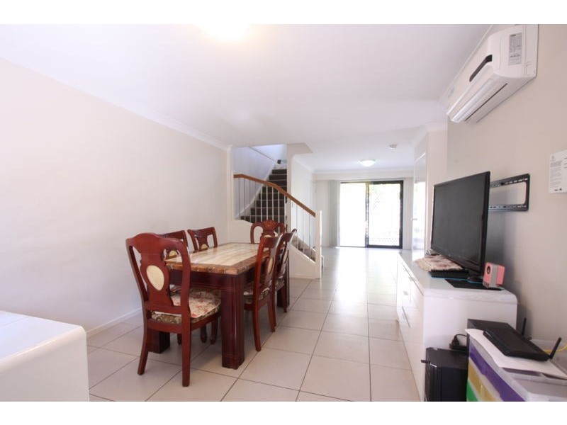 12/18 Diane Ct, Calamvale QLD 4116