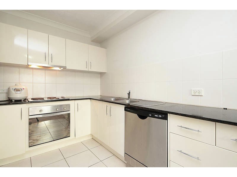 4/10 Lissner Street, Toowong QLD 4066