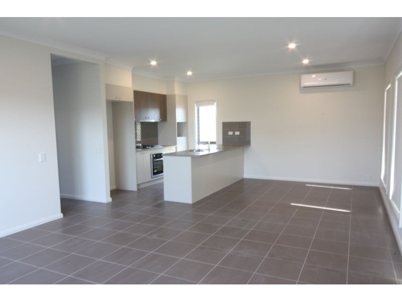 57 Major Drive, Rochedale QLD 4123
