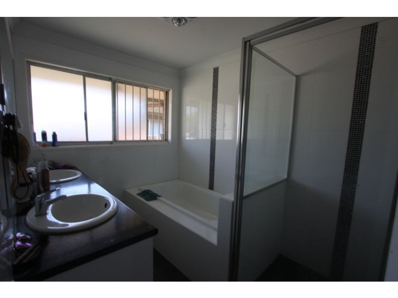 26 Aratula Street, Sunnybank Hills QLD 4109