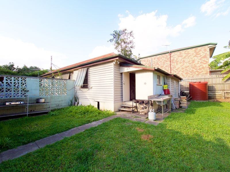 19 Brooke Street, Rocklea QLD 4106