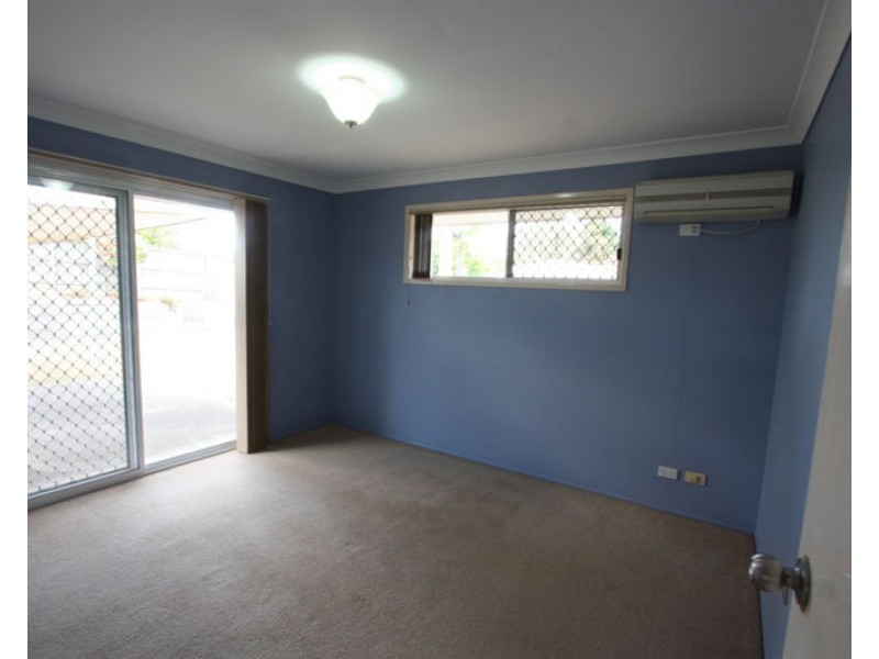 2 Riley Street, Calamvale QLD 4116