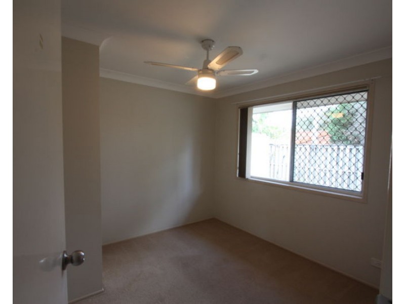2 Riley Street, Calamvale QLD 4116