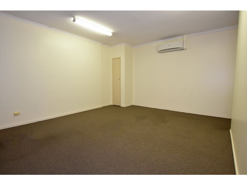 17-18 / 8 Dennis Road, Springwood QLD 4127