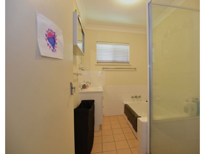 39 Lenore Crescent, Springwood QLD 4127