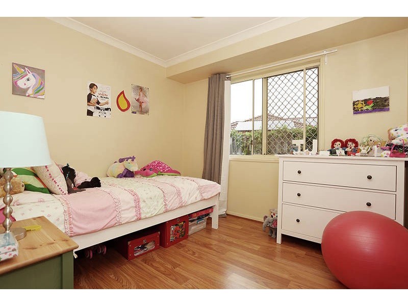 8 Glenview court, Underwood QLD 4119