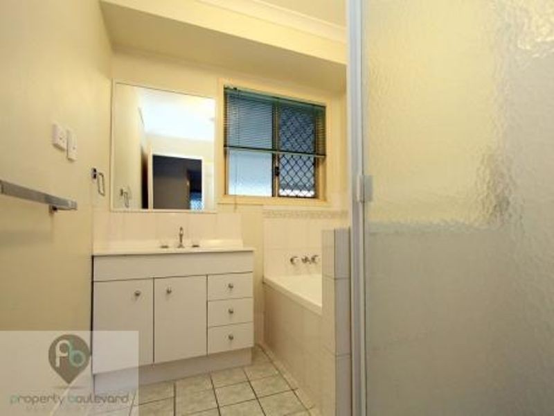180 Wallaroo Way, Doolandella QLD 4077