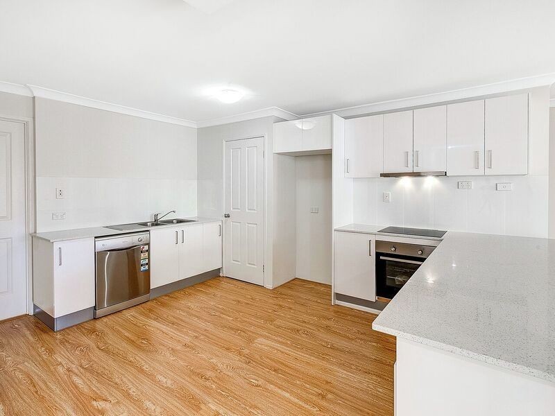 2 Starshine Street, Meadowbrook QLD 4131