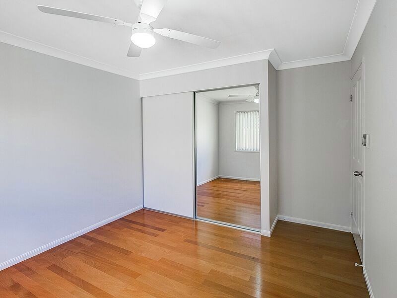 2 Starshine Street, Meadowbrook QLD 4131