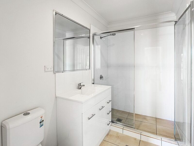 2 Starshine Street, Meadowbrook QLD 4131