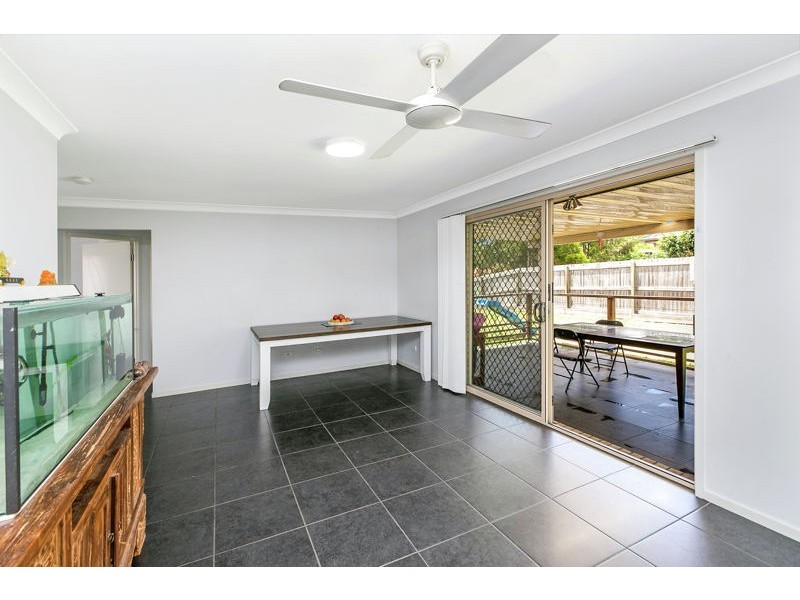8 SERENITY COURT, Crestmead QLD 4132