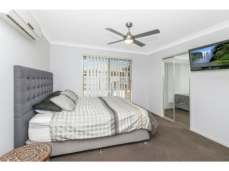 8 SERENITY COURT, Crestmead QLD 4132