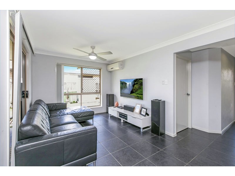 8 SERENITY COURT, Crestmead QLD 4132