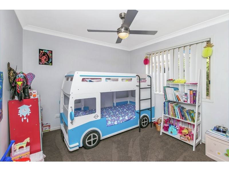 8 SERENITY COURT, Crestmead QLD 4132