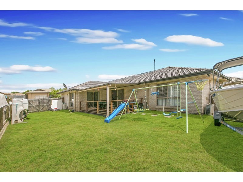 8 SERENITY COURT, Crestmead QLD 4132