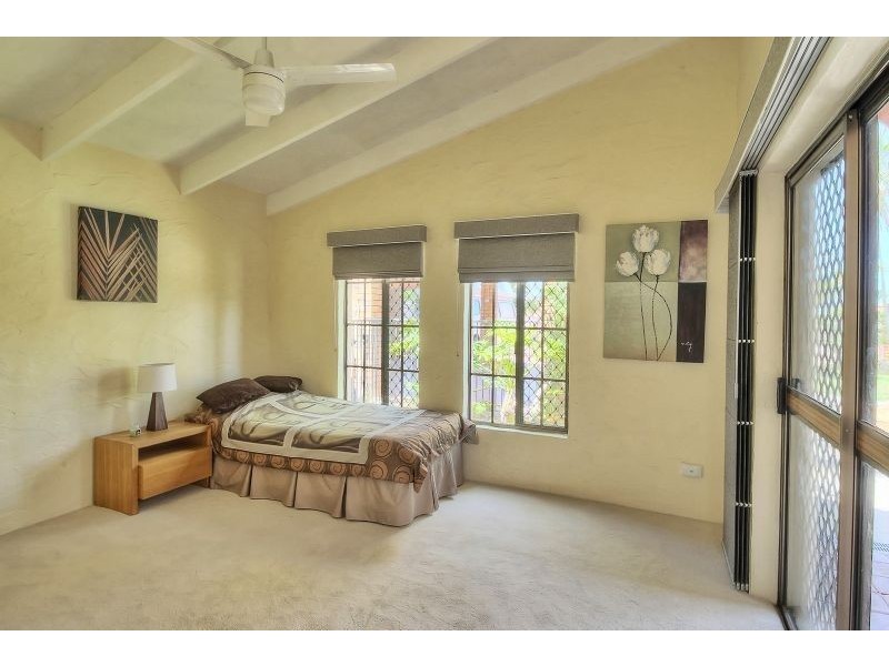 203 Gaskell st, Eight Mile Plains QLD 4113