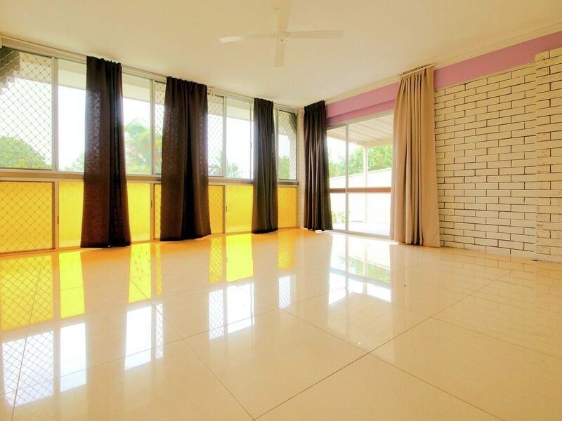 8 Tanby Street, Sunnybank Hills QLD 4109