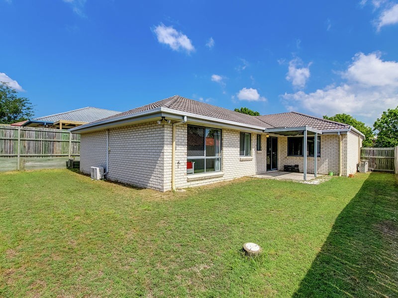 10 Wavecrest Place, Calamvale QLD 4116