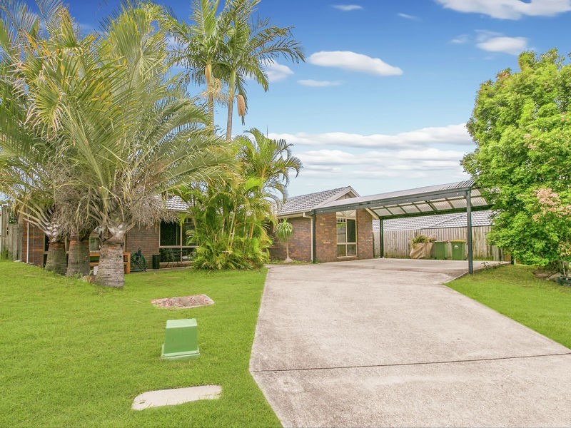 9 Tannadice Court, Regents Park QLD 4118