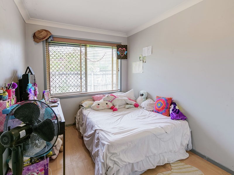 9 Tannadice Court, Regents Park QLD 4118