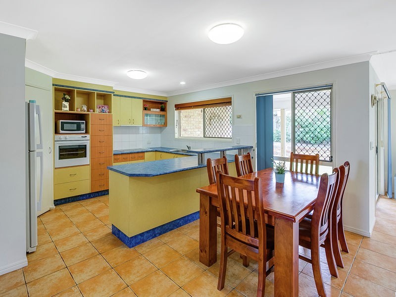 32 Central Street, Calamvale QLD 4116
