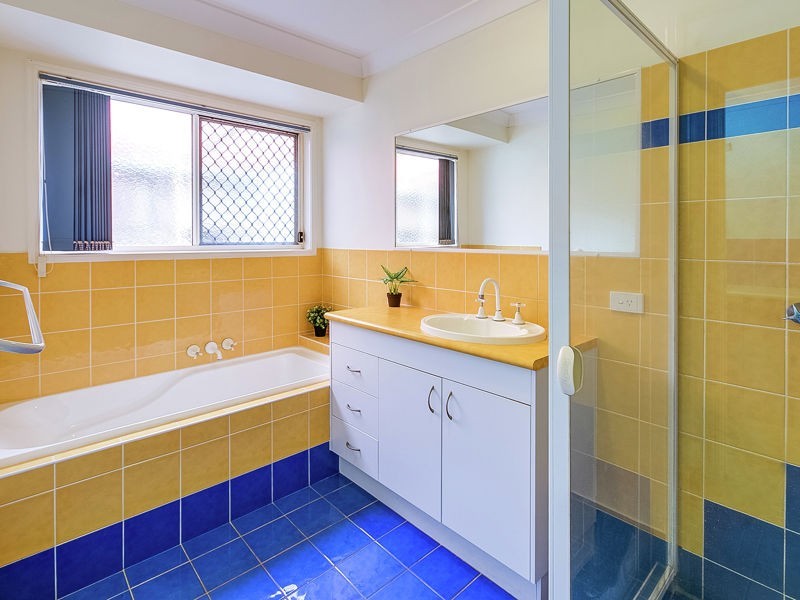 32 Central Street, Calamvale QLD 4116