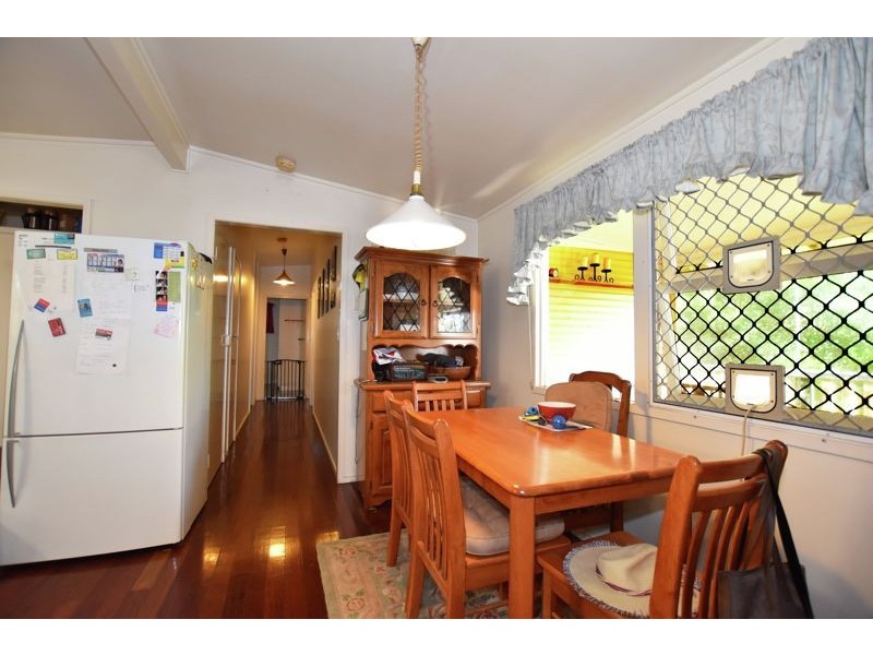 57 Weedon Street West, Mansfield QLD 4122