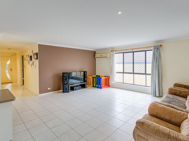 23 Gippsland Place, Calamvale QLD 4116