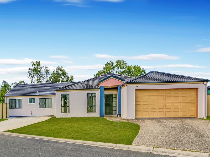 2 Starshine Street, Meadowbrook QLD 4131