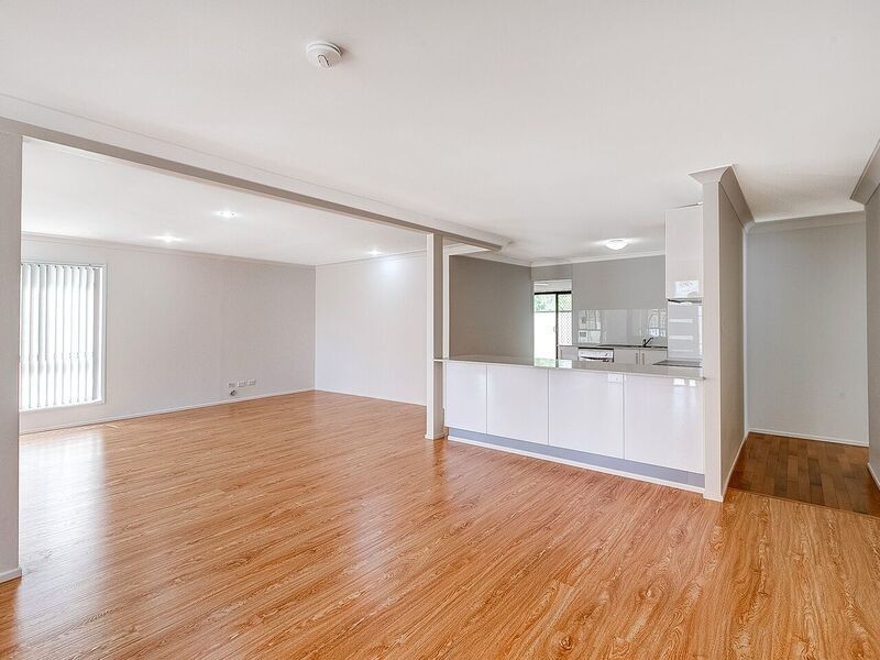 2 Starshine Street, Meadowbrook QLD 4131