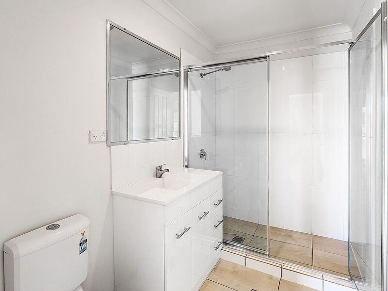 2 Starshine Street, Meadowbrook QLD 4131