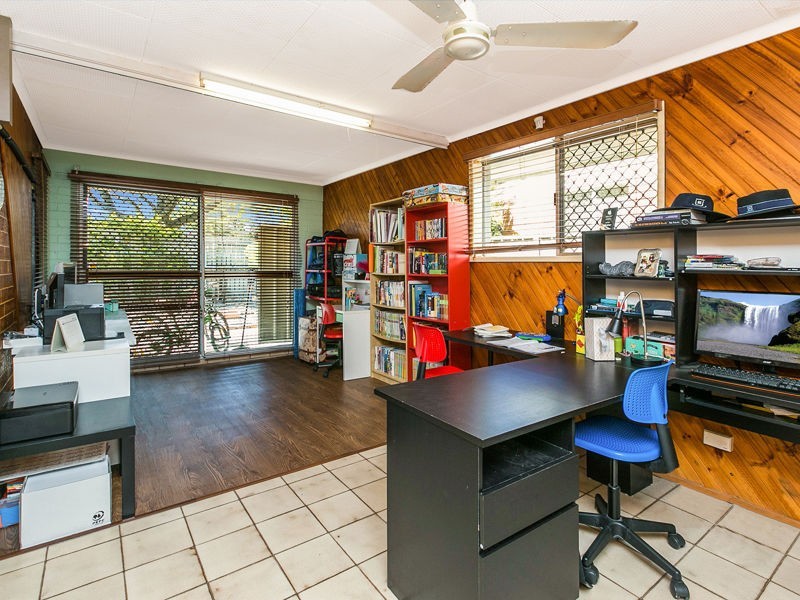 25 Ballater Street, Sunnybank Hills QLD 4109