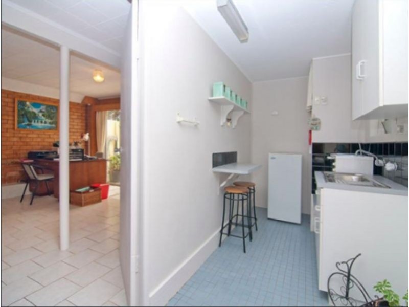 6 Kenny Street, Woodridge QLD 4114
