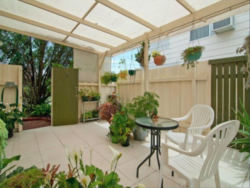 6 Kenny Street, Woodridge QLD 4114