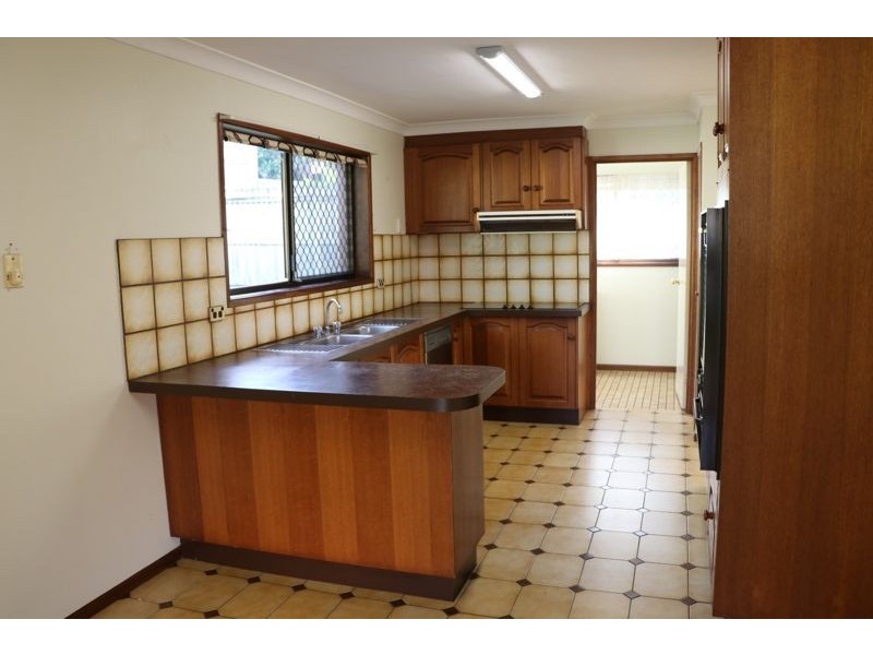 61 Honeywood Street, Sunnybank Hills QLD 4109